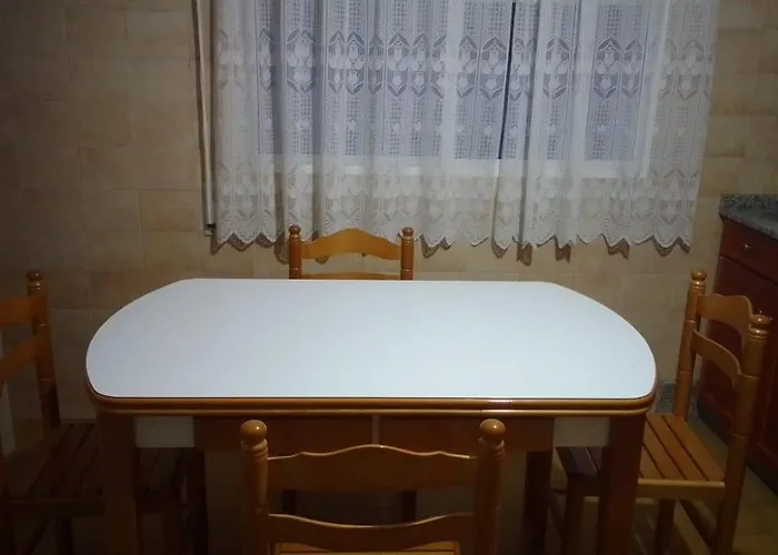 Road ゲストハウス Palas de Rei